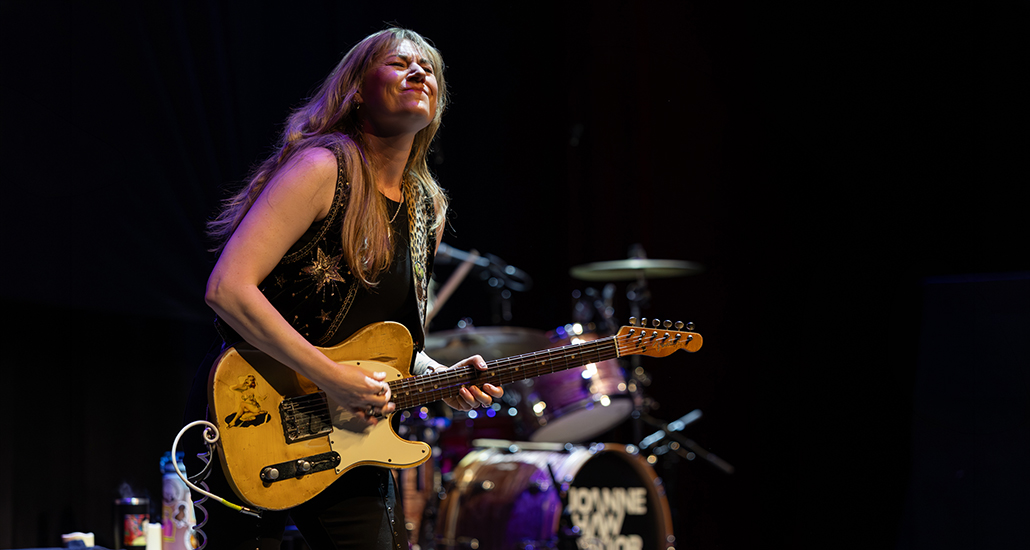 Joanne Shaw Taylor live performance